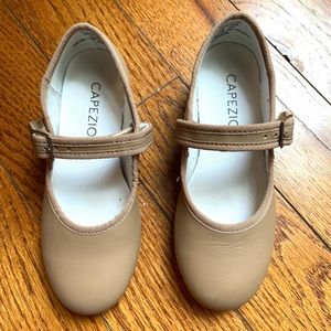 Girl’s Capezio Tan/Caramel Tap Shoes - 11M